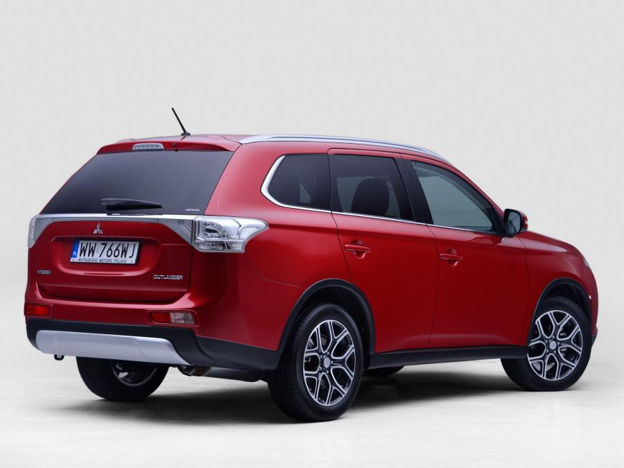  Mitsubishi Outlander 2014 года  (фото 131 из 136)